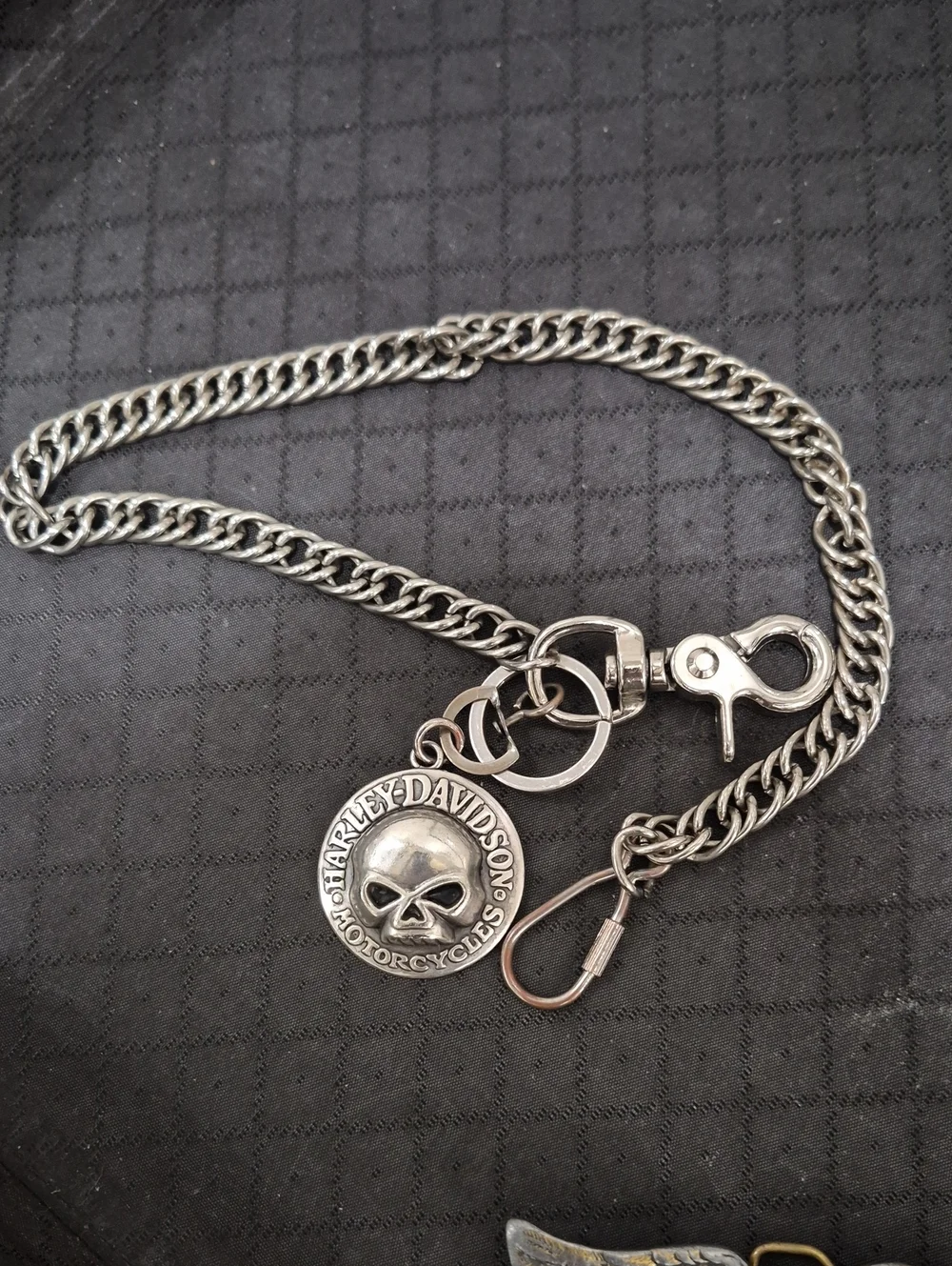 Harley-Davidson Silver Skull Wallet Chain with Medallion
